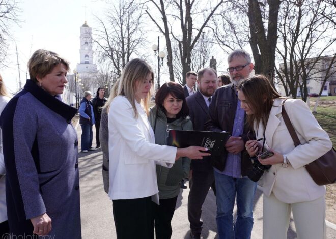 Маркс шагает в будущее: интерактивные панели открывают историю города в 3D